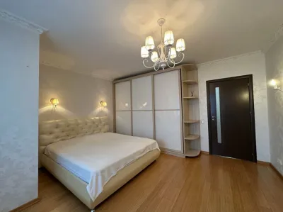 3-комнатная квартира 110 кв. м.