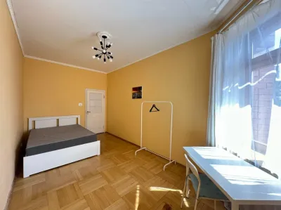 2-комнатная квартира 98 кв. м.